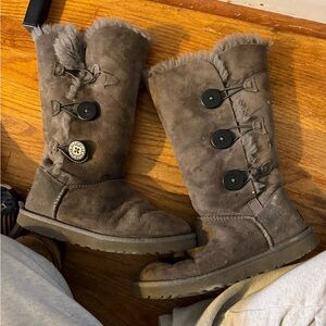 UGG Gray Shearling Winter Boots